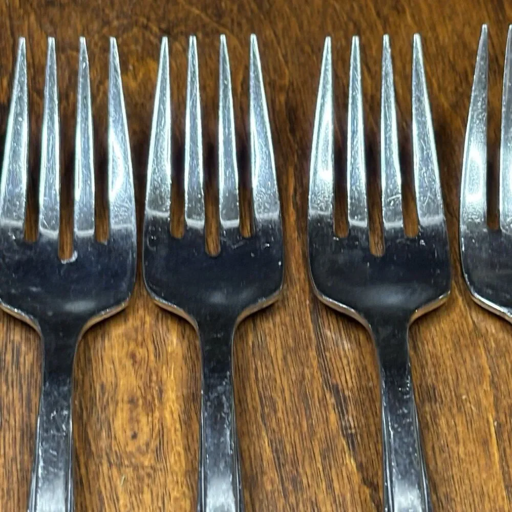 Oneida‎ Camden Stainless Flatware 6 Dinner Forks 7